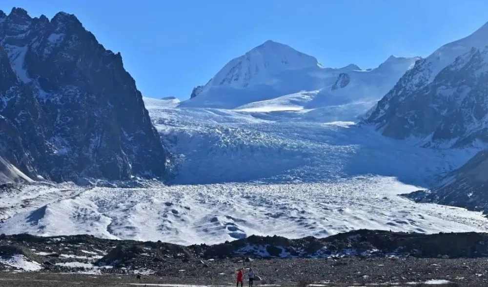 水瓶男愿意陪你聊很久_过雪山草地合唱_我愿意陪你翻过雪山穿越戈壁是什么歌