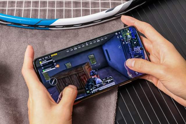 搜索一下Vivo游戏手机-Vivo游戏手机：畅爽游戏体验，强大硬件带来不一样的乐趣