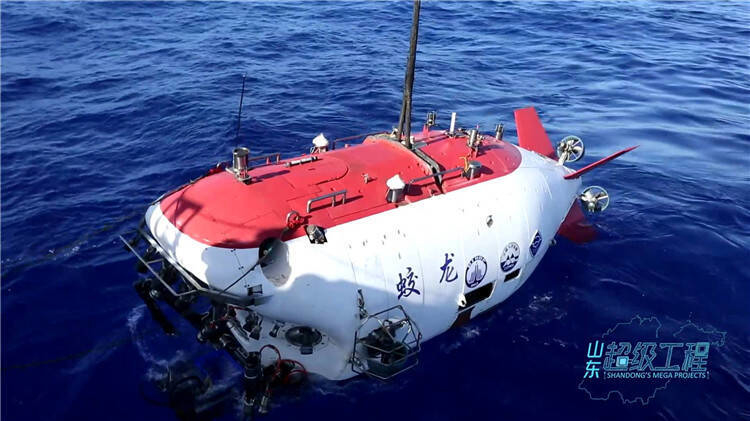 泰坦号核潜艇船长亲授航行经验，深海探索必备技巧揭秘